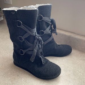 Roxy warm dark grey boots